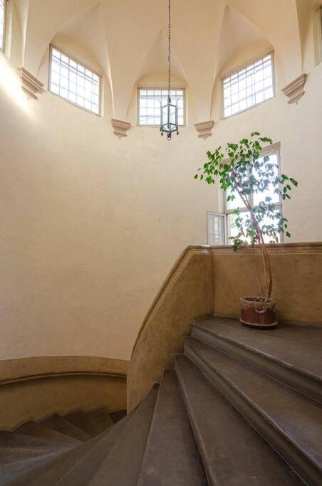 Casa Aldrovandi: Elegante E In Centro Storico Bologna Exterior photo